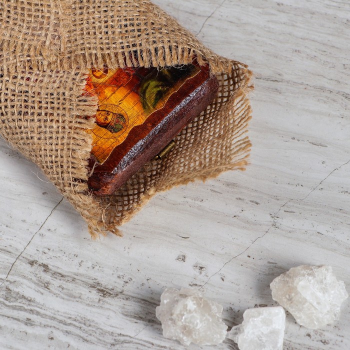 Икона под старину карманная "Целительница", 7х10 см