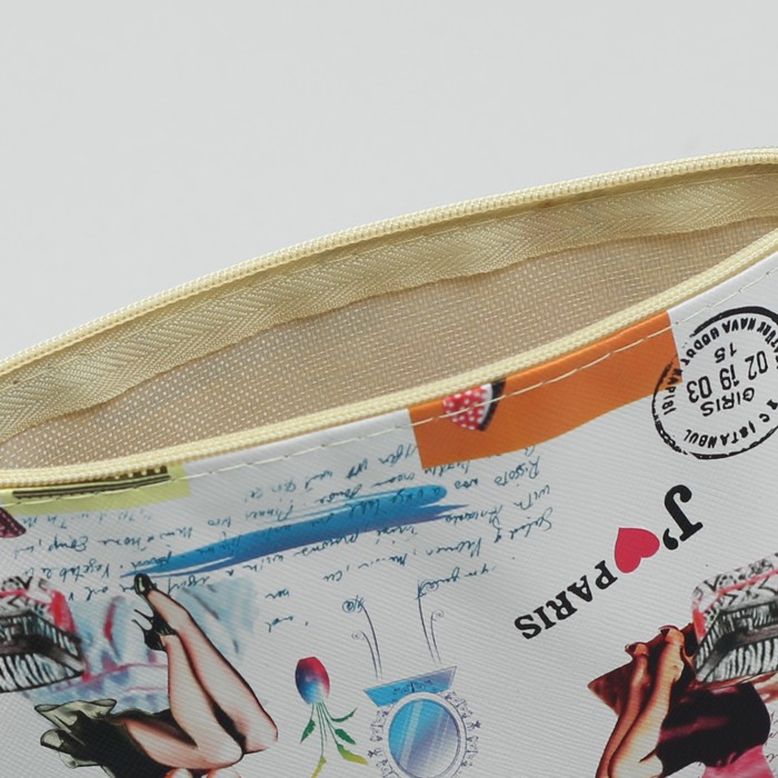 Косметичка простая «Города», отдел на молнии, цвет молочный