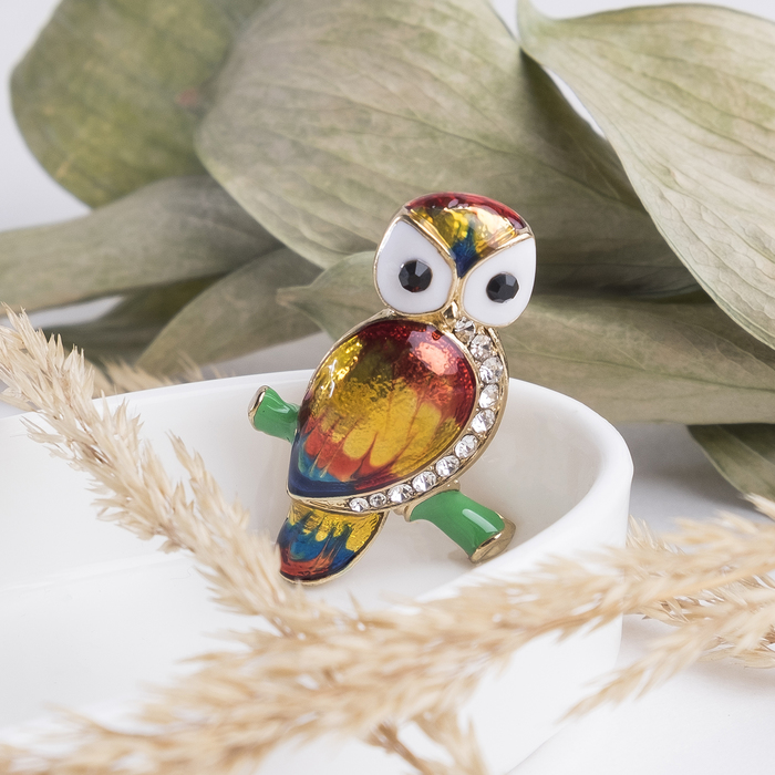 Брошь "Сова" пестрая, на ветке, цветная в золоте
