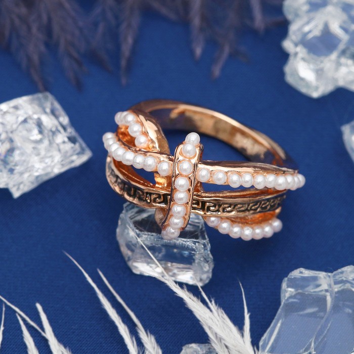 Кольцо "Завиток", размер 19, цвет белый в золоте