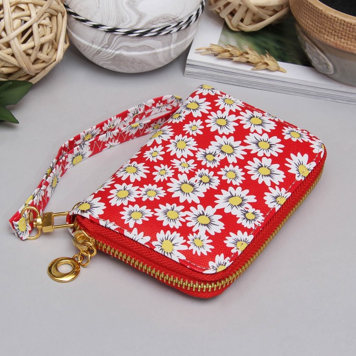 Кошелёк женский на молнии, 2 отдела, для монет, для карт, с ручкой, цвет красный