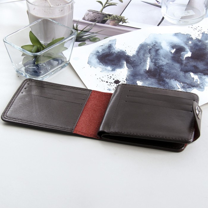 Портмоне мужское на магните, 2 отдела, для карт, цвет коричневый