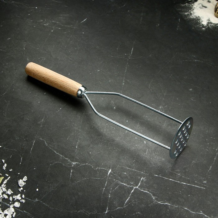 Толкушка с деревянной ручкой Ретро, 26 см толкушка комбинированная с пластиковой ручкой