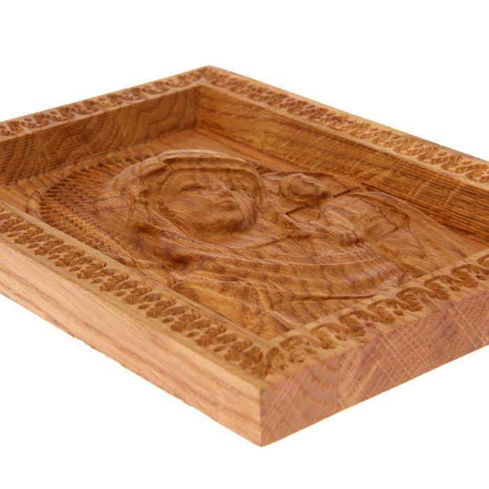 Резная икона "Казанская Божья Матерь"