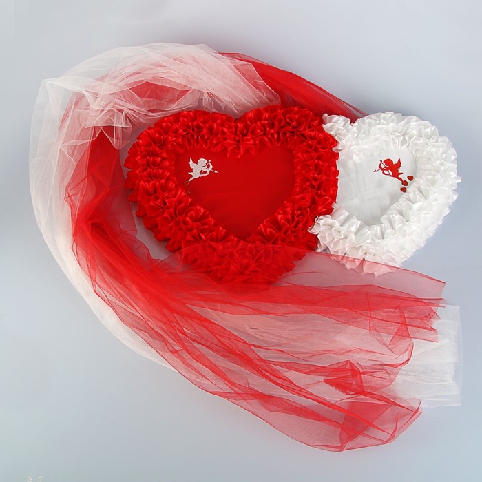 Набор для украшения автомобиля: два сердца на решётку радиатора, двойная фата на капот, бело-красный