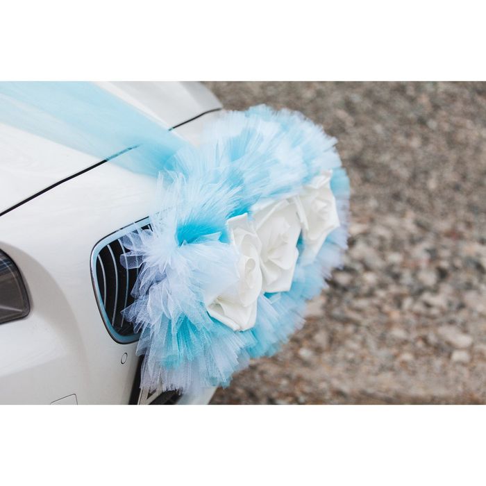 Букет на радиатор с цветами из латекса и лентами из фатина 2.3 м, бело-бирюзовый