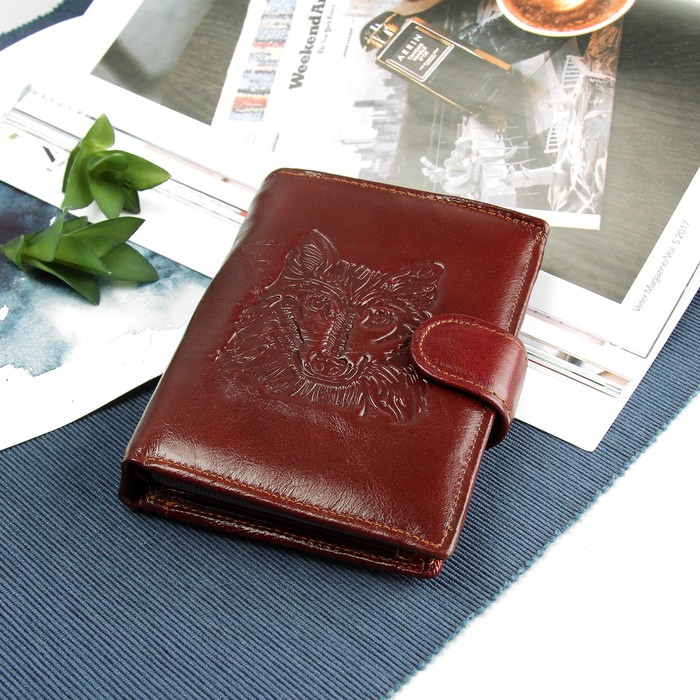 Портмоне мужское 2 в 1 "Волк", с отделом для автодокументов, 2 отдела для монет и карт, цвет коричневый