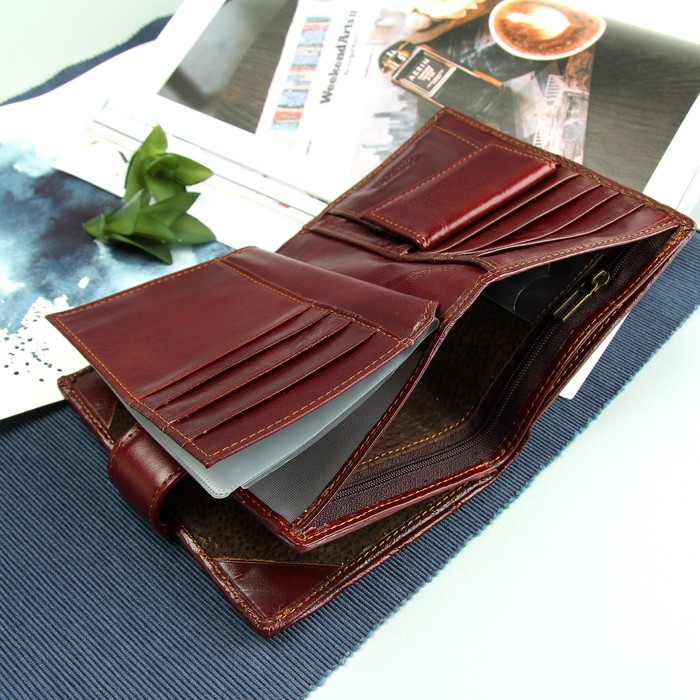 Портмоне мужское 3 в 1 "Герб", с отделом для автодокументов и паспорта, 2 отдела для монет и карт, цвет коричневый