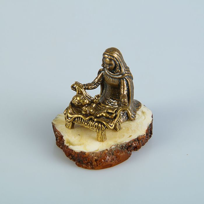 Сувенир "Мария с младенцем"