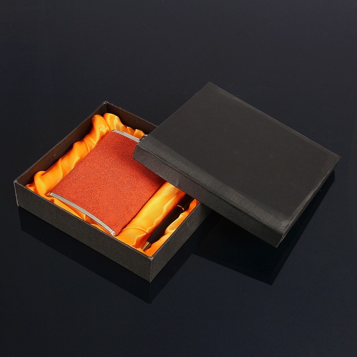 Подарочный набор 2 в 1 "Командор": фляжка 240 мл, красная + ручка шариковая