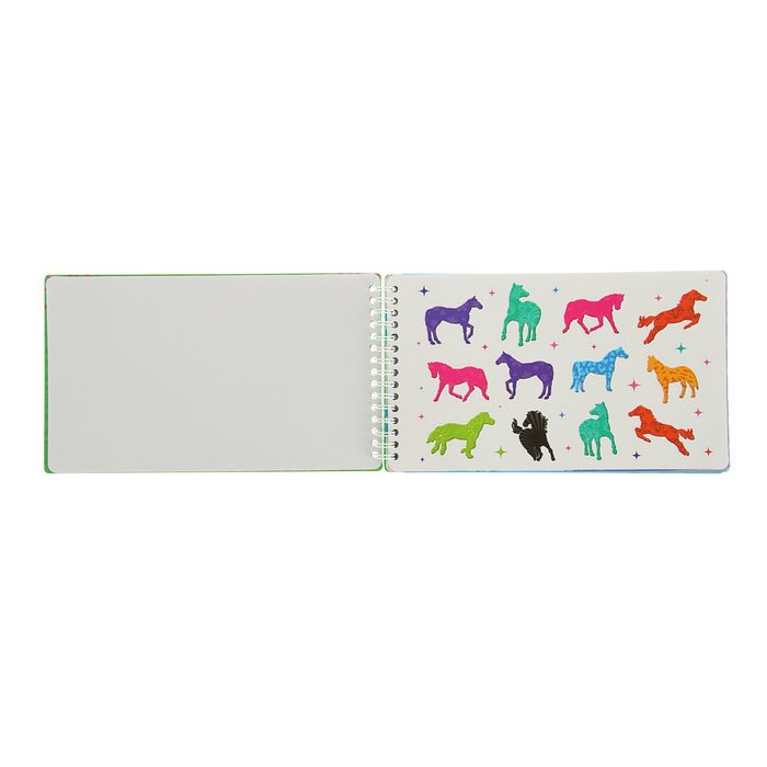 Альбом для творчества "Мир пони" 36 страниц, с наклейками и трафаретами