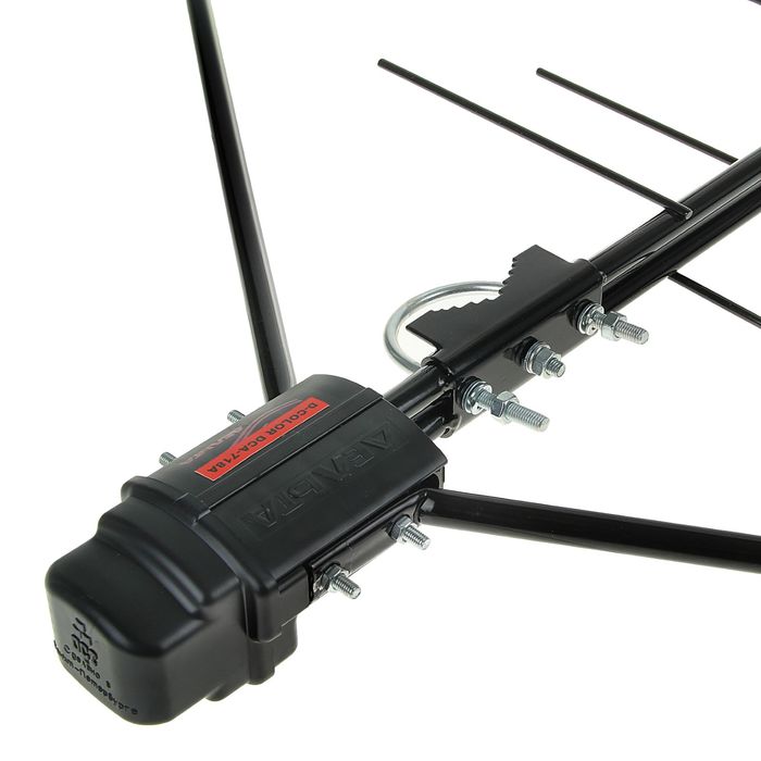 Антенна D-COLOR DCА-718А, наружная, активная, 20 / 22 / 27,5 дБ, 5 В, DVB-T2, аналог