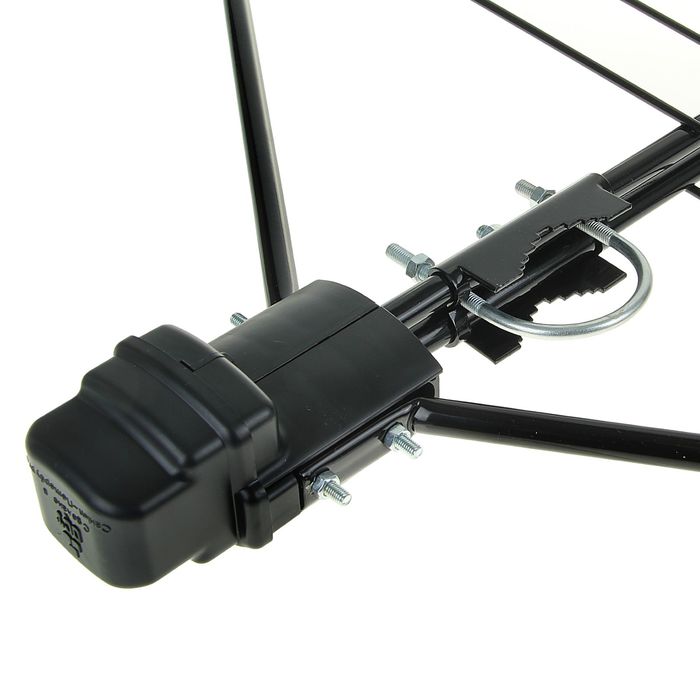 Антенна D-COLOR DCА-718А, наружная, активная, 20 / 22 / 27,5 дБ, 5 В, DVB-T2, аналог