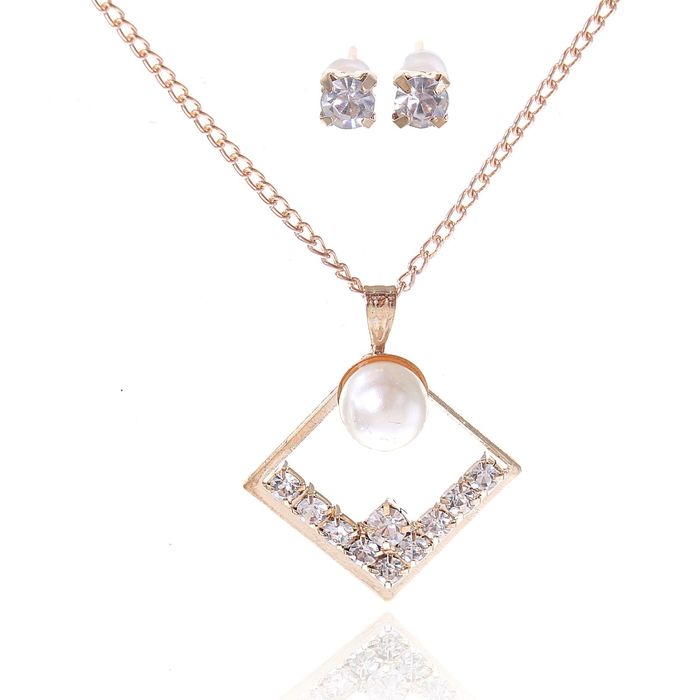 Гарнитур 2 предмета: серьги, кулон "Невесомость", ромб с бусиной, цвет белый в золоте, 45см