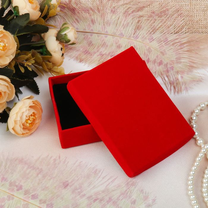 Коробочка подарочная под набор "Красный бархат" 11x8x3, цвет красный, вставка черная