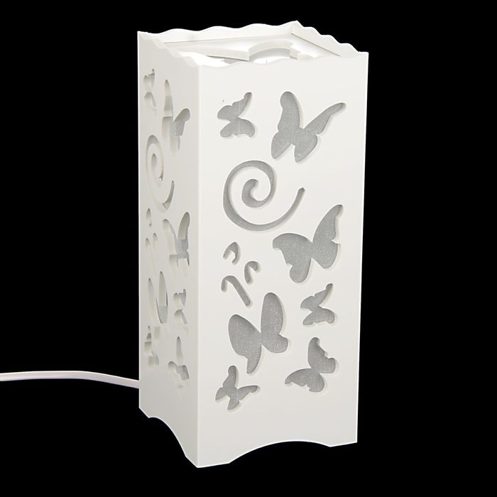 Светильник настольный белый резной 6LED "Рой бабочек" МИКС 17х15х15 см