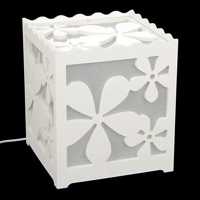 Светильник настольный белый резной 6LED "Ромашка" МИКС 17х15х15 см