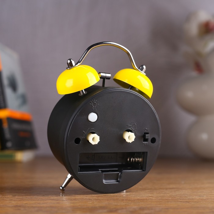 Будильник d=8см, черный, на циферблате Мордашка-улыбашка на желтом, с подсветкой, микс