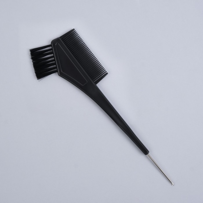 Расчёска для окрашивания, с крючком, 21,5 6,2 см, цвет чёрный
