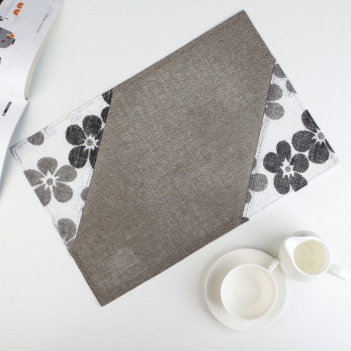 Салфетка кухонная "Цветочная аллея" 45х30 см, цвет серый