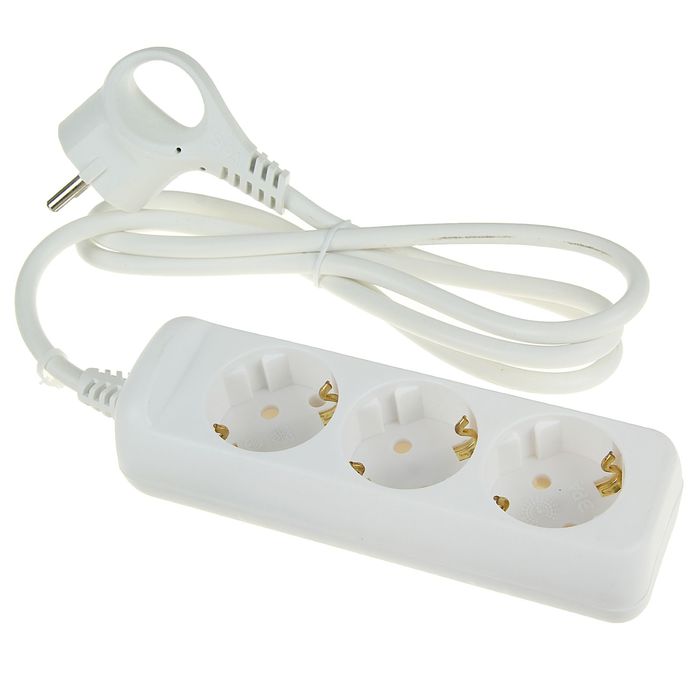 Удлинитель бытовой "ЭРА" U-3e-1.5m, 3 розетки, 1.5 м, 10 А, 2200 Вт, с з/к