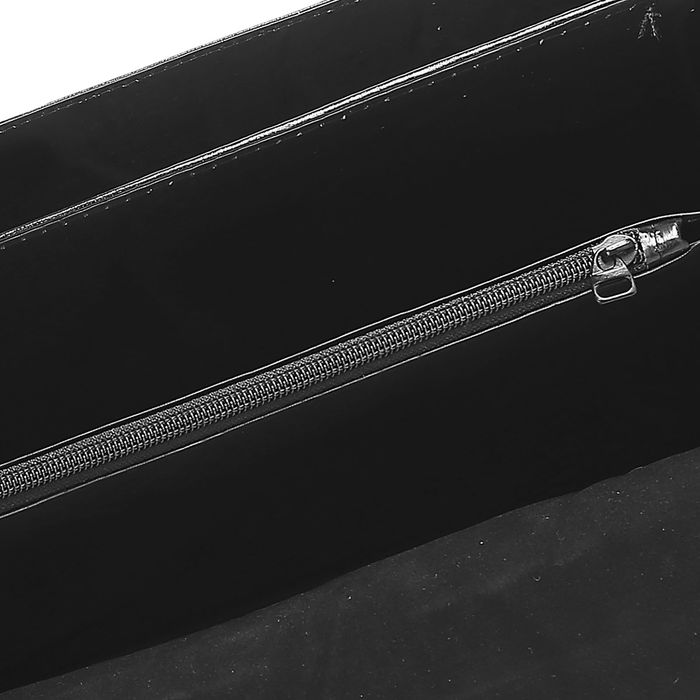 Портфель деловой на клапане, 3 отдела, наружный карман, длинный ремень, цвет чёрный