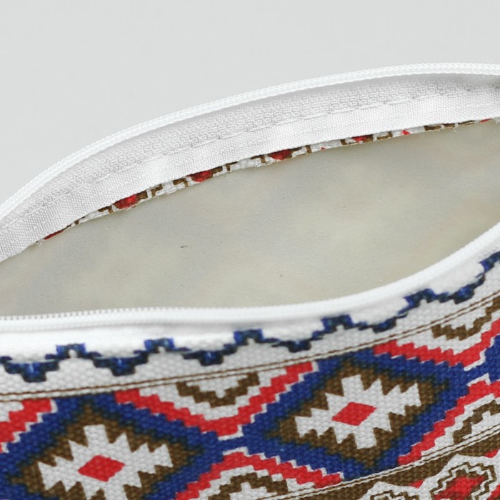 Косметичка простая на молнии, 1 отдел, цвет белый