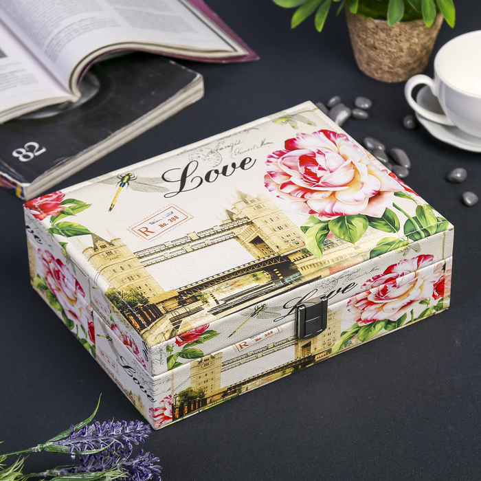 Шкатулка кожзам для украшений "Мост и розовый пион" 8х25х19 см