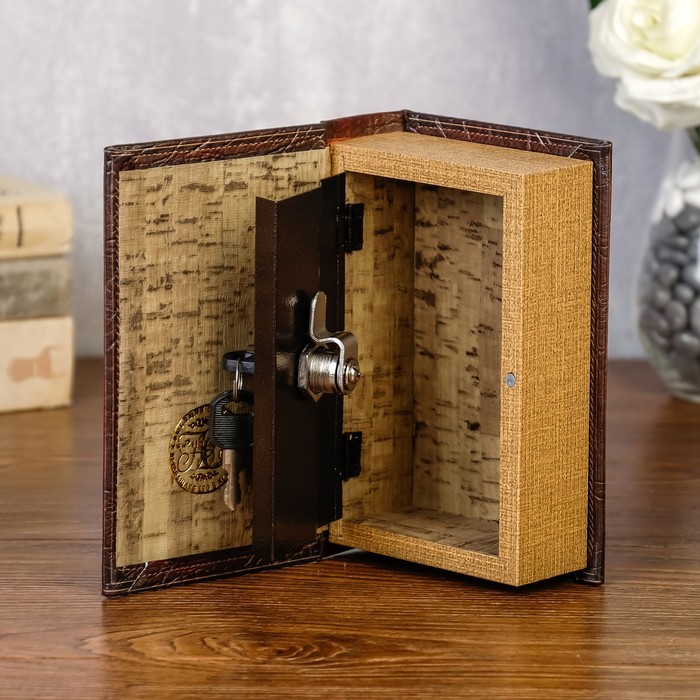 Сейф-книга дерево "Дворянское гнездо" 17х11х5 см