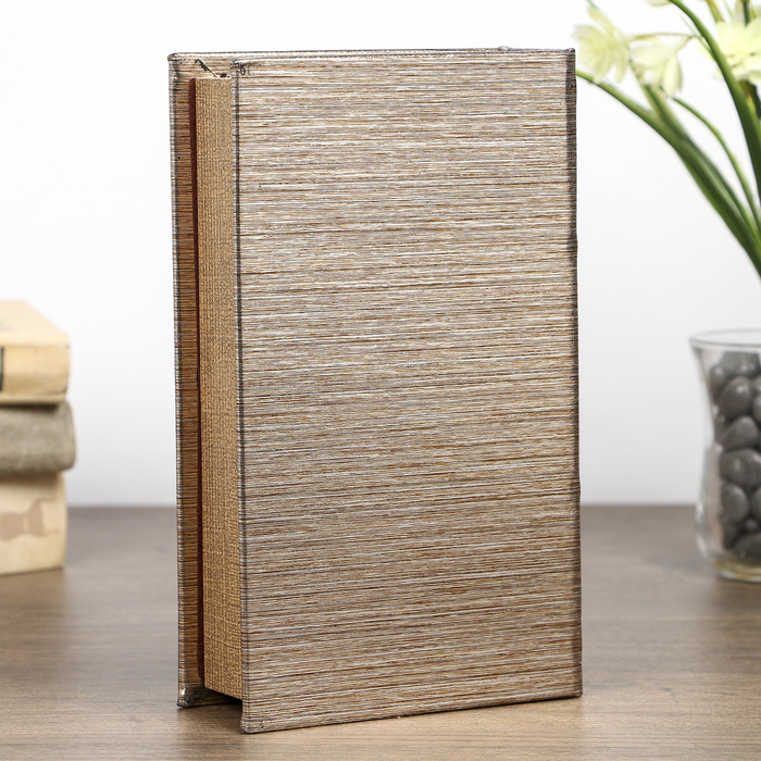 Шкатулка-книга дерево "Королевский знак" кожзам 21х13х5 см