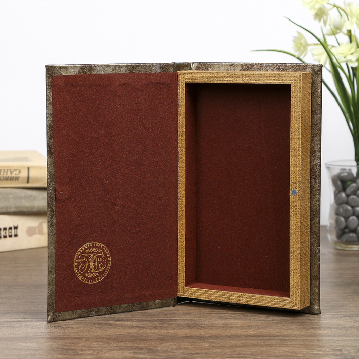 Шкатулка дерево книга "Морские приключения" 21х13х3 см