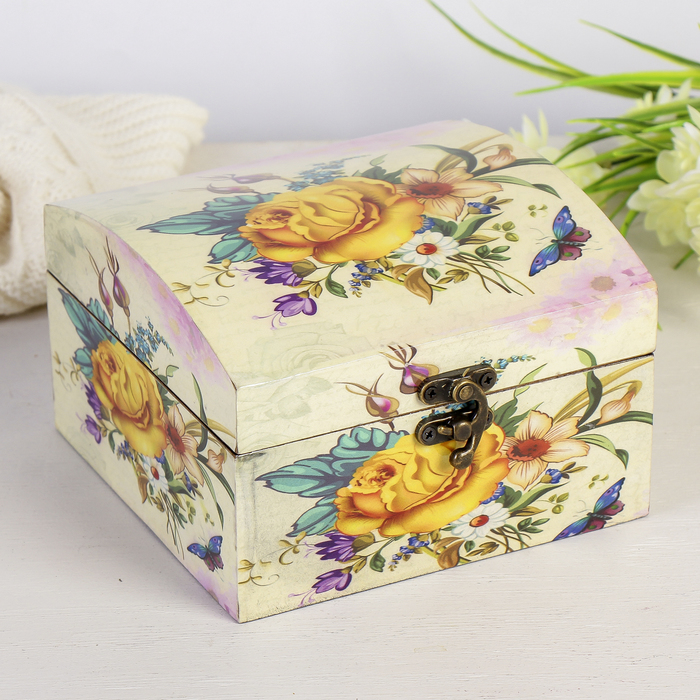 Шкатулка дерево лаковая "Букет любимой" 15х15х10 см