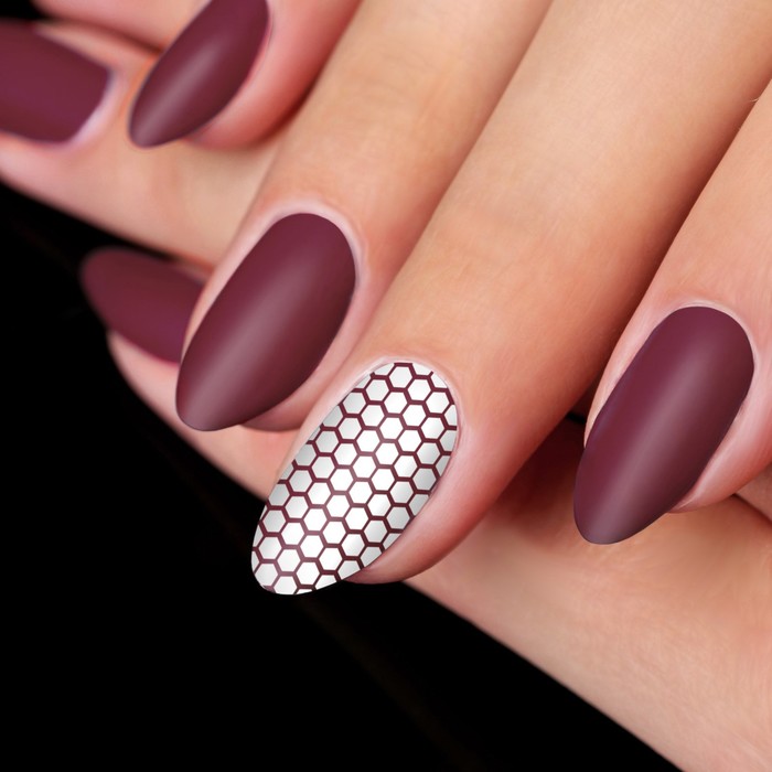 Трафарет для ногтей "Соты", цвет золотой