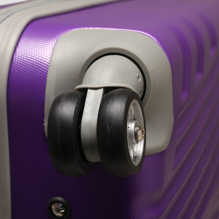Чемодан малый, 20", 42 л, кодовый замок, 4 колеса, цвет фиолетовый