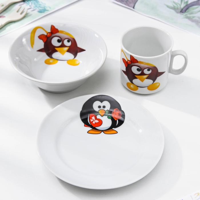 Набор посуды «Пингвинчики », 3 предмета: кружка 200 мл, салатник 360 мл, тарелка мелкая d=17 см