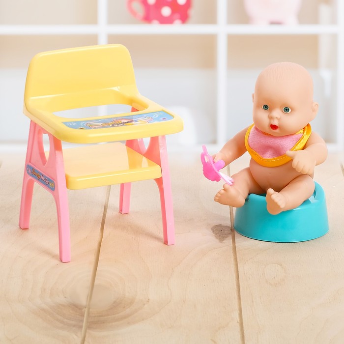 Пупс со стульчиком и аксессуарами, МИКС