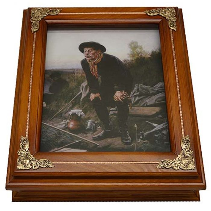 Деревянная ключница «Счастливый рыбак»