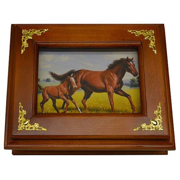 Деревянная ключница «Лошади» малая