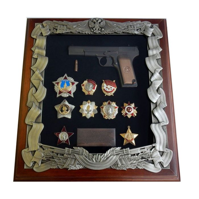 Деревянная ключница "ТТ с наградами ВОВ"