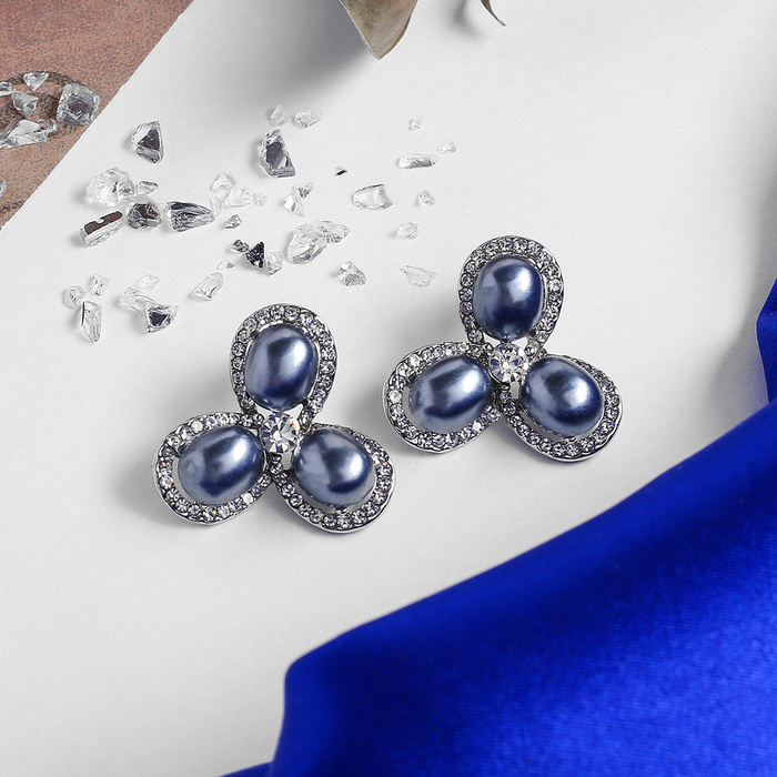 Серьги с жемчугом "Цветок" трилистник, цвет серый в серебре