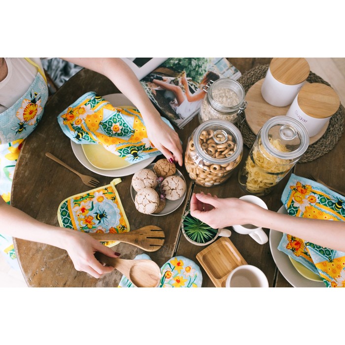 Набор "Доляна" Нарциссы (вид 2): варежка 18х26 см, прихватка 17х17 см, рогожка 162 г/м2