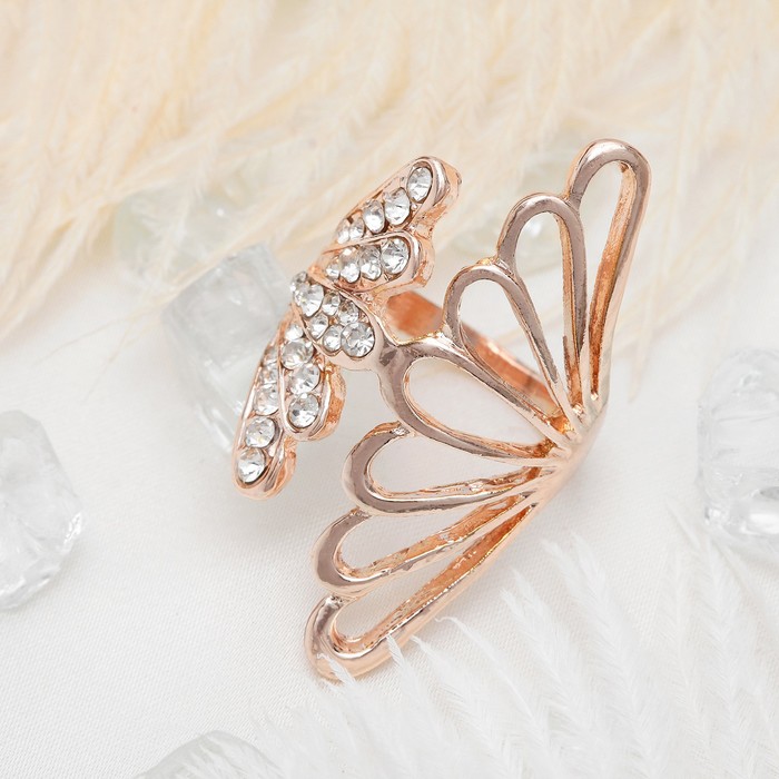 Кольцо "Лепестки", размер 18, цвет белый в золоте