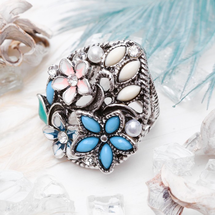 Кольцо "Цветы" на поляне, размер 17, цветное в чернёном серебре