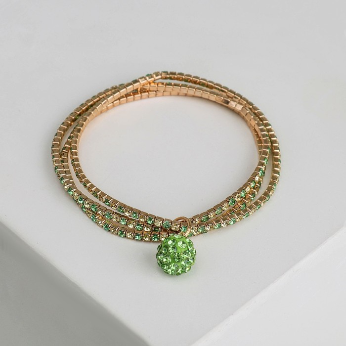 Браслет со стразами "Шамбала" 3 нити, цвет зелёно-жёлтый в золоте