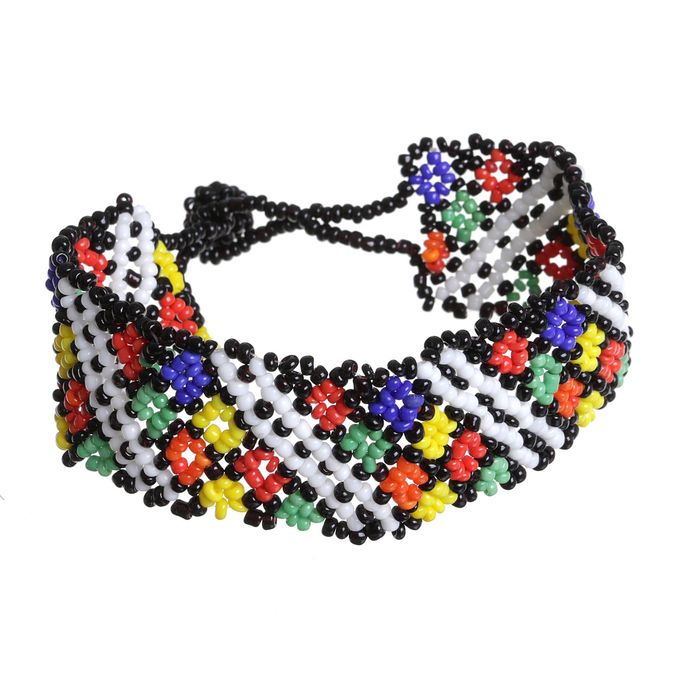 Браслет из бисера "Плетенка" на застежке, полоски с ромбами цветной