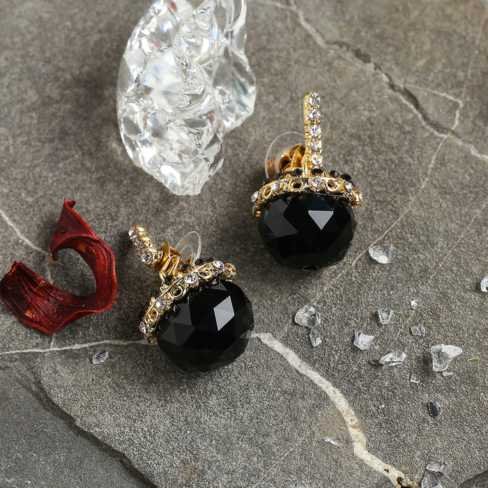 Серьги со стразами "Новый стиль", цвет чёрно-белый в золоте