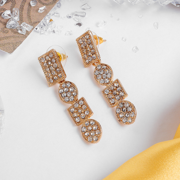 Серьги со стразами "Геометрия" вечер, цвет белый в золоте