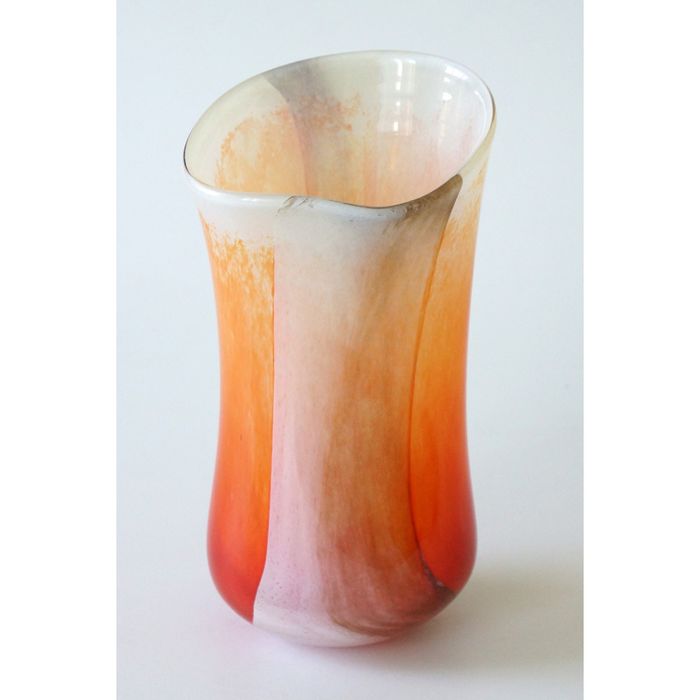 Декоративная гутная ваза "Цветена"