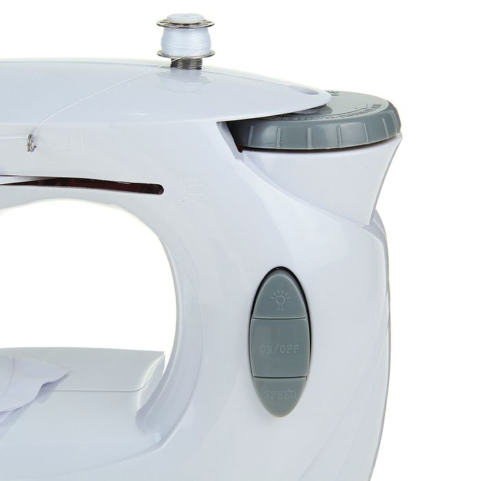 Швейная машина VLK Napoli 2200, 2-хниточная прямая строчка, 2 скорости работы, LED-подсветка