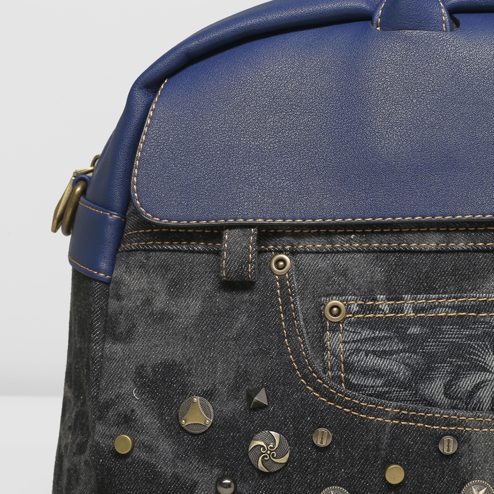 Сумка дорожная, отдел на молнии, наружный карман, длинный ремень, цвет чёрный/синий